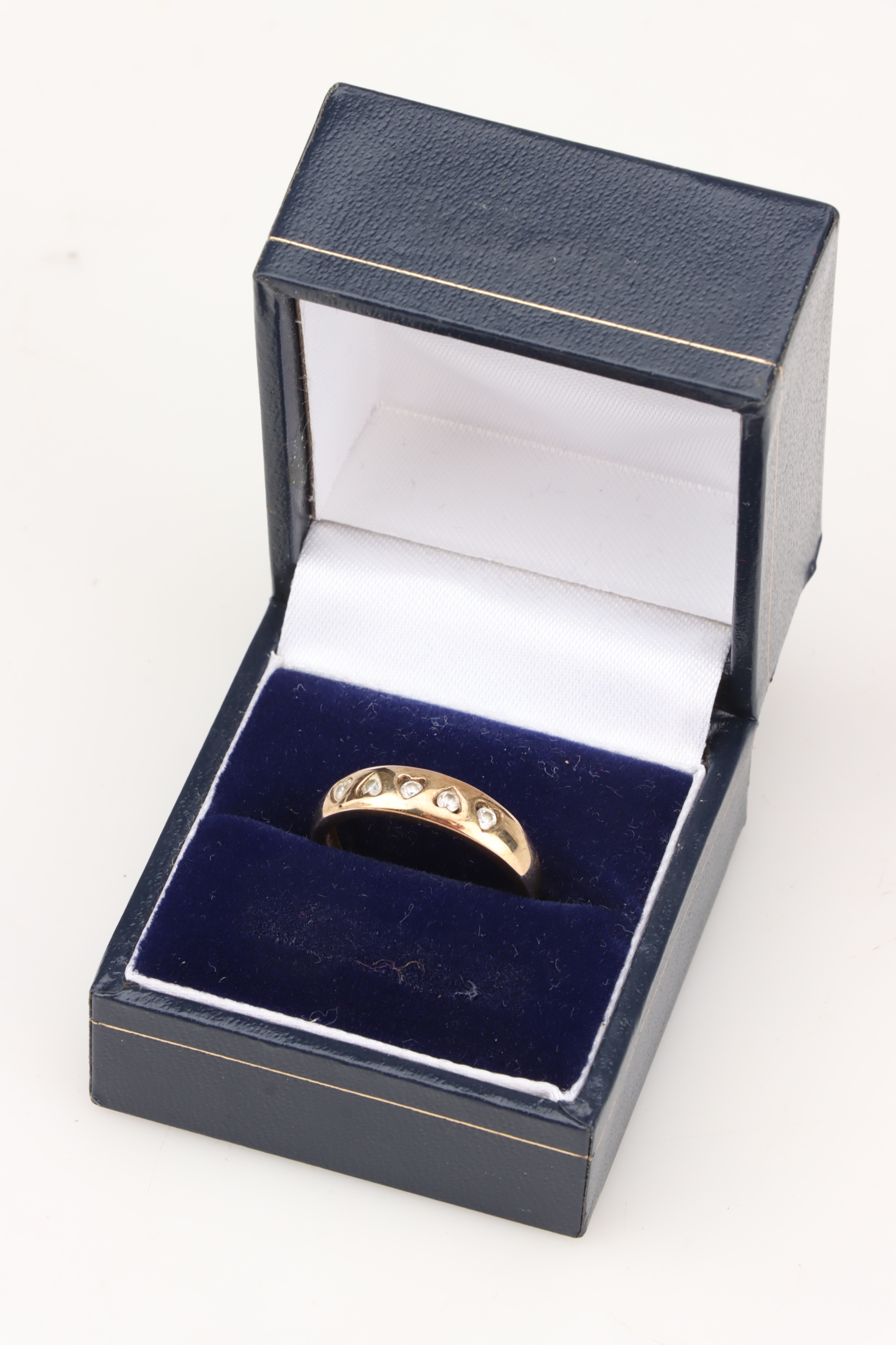 9 ct and Diamante Set Gold Band, - Image 2 of 4