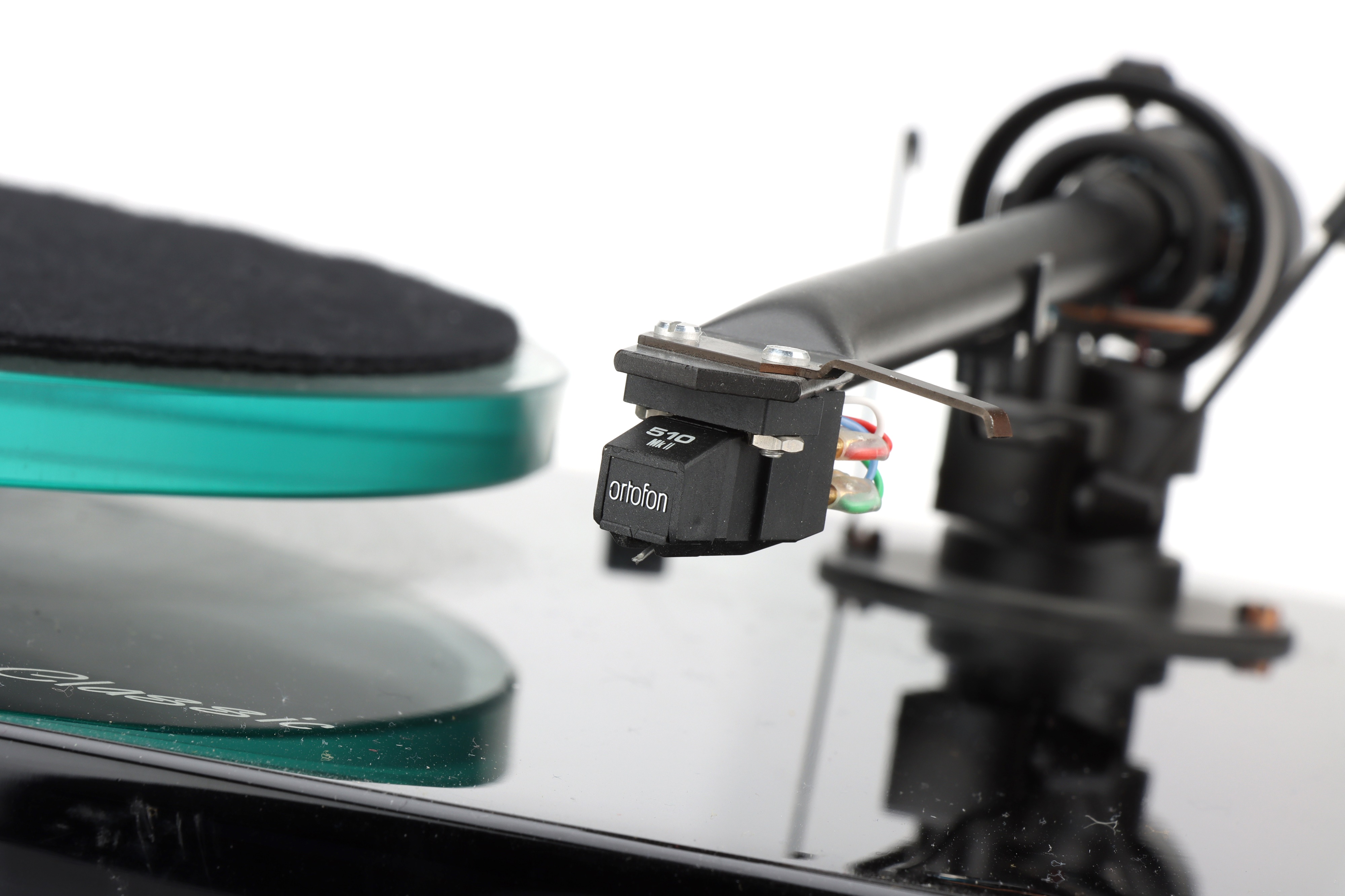 A Pro-Ject Classic Turntable, - Image 3 of 4