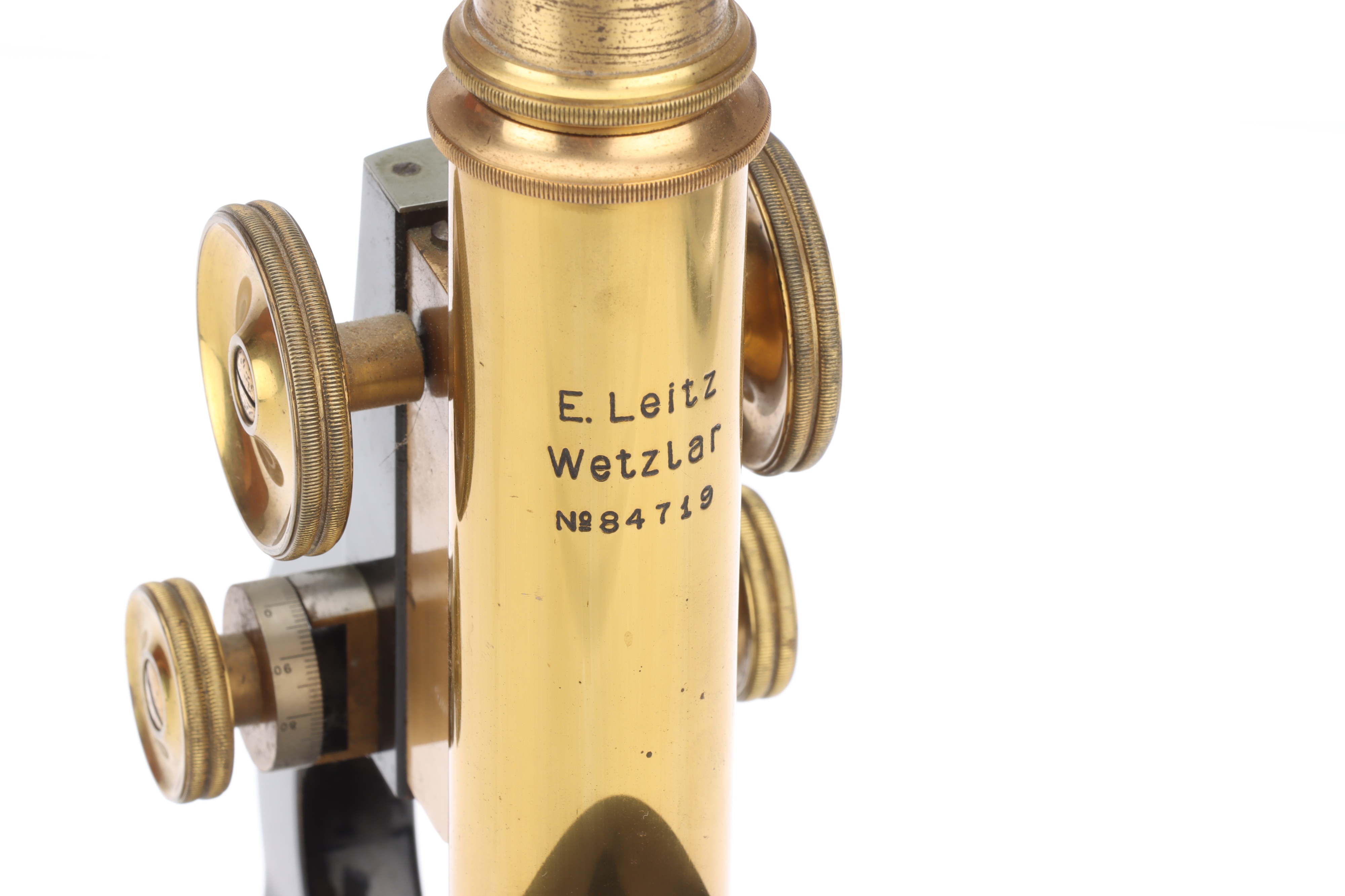 A Leitz Brass Microscope, - Bild 4 aus 4