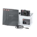 A Leica D-Lux 3 Digital Compact Camera,