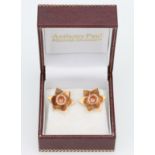 A Pair of 9ct Gold Narcissus Head Errings,