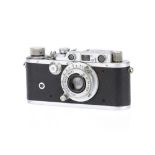 A Leitz Leica IIIa Rangefinder Camera