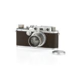 A Leitz Leica IIIa 35mm Rangefinder Camera,
