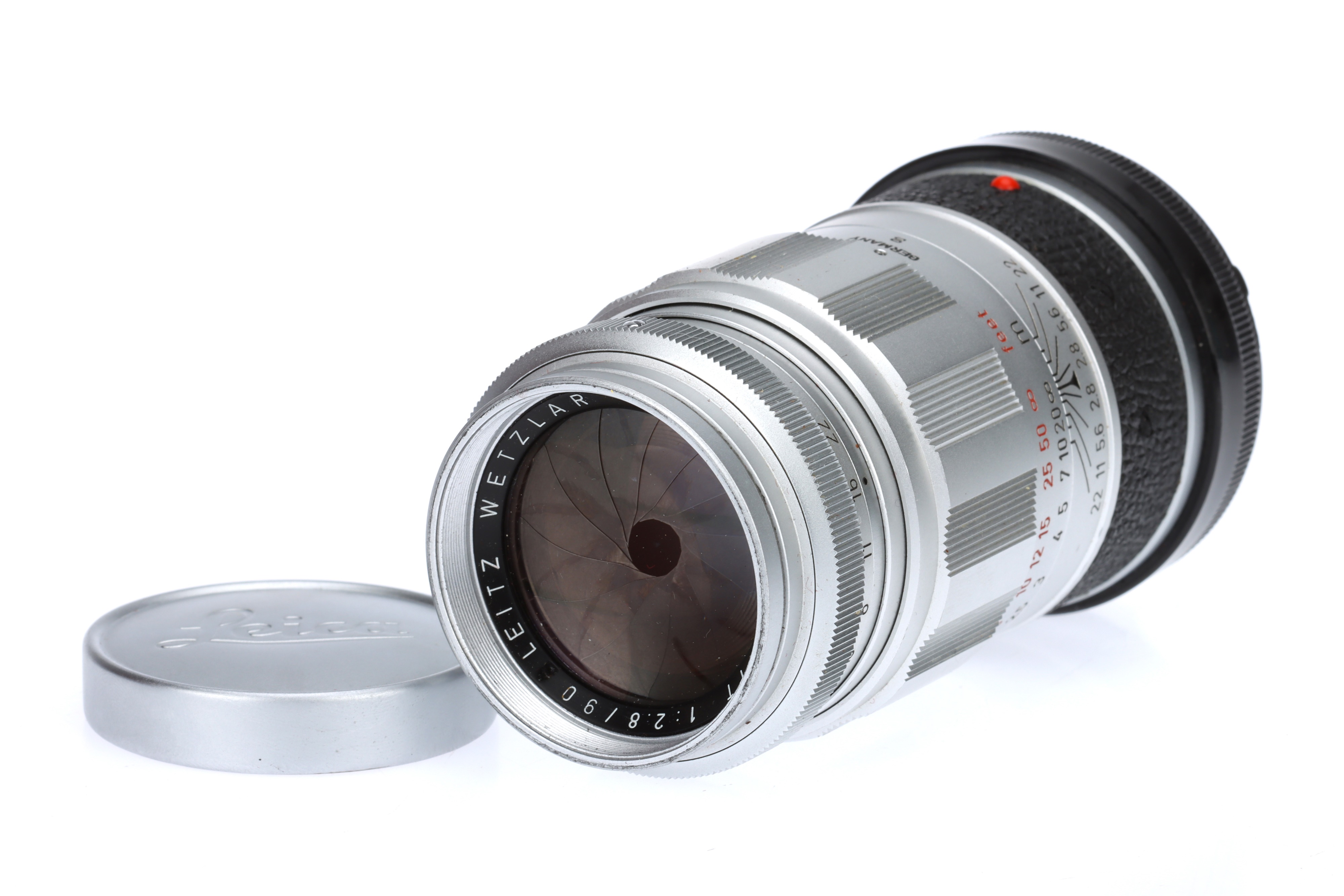 A Leitz Elmarit f/2.8 90mm Lens, - Bild 2 aus 2