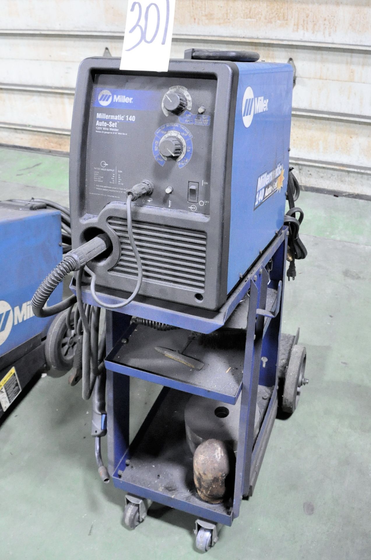 Miller Millermatic 140 Auto-Set, 90-Amps Capacity Wire Feed Mig Welder, S/n MD15282BN, with Leads
