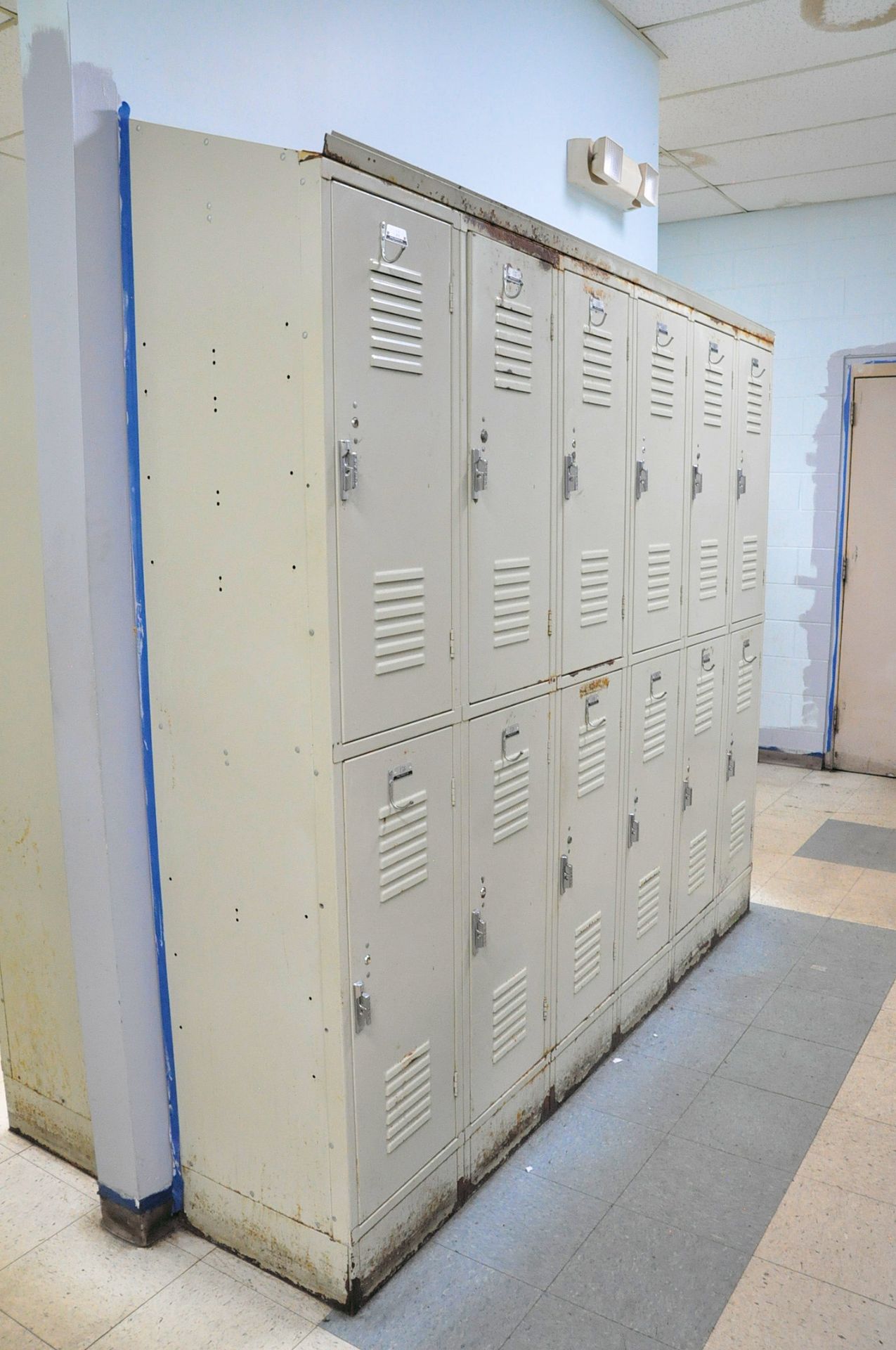 Lot-Lockers in Men's Room, (Front Entrance) - Image 3 of 9