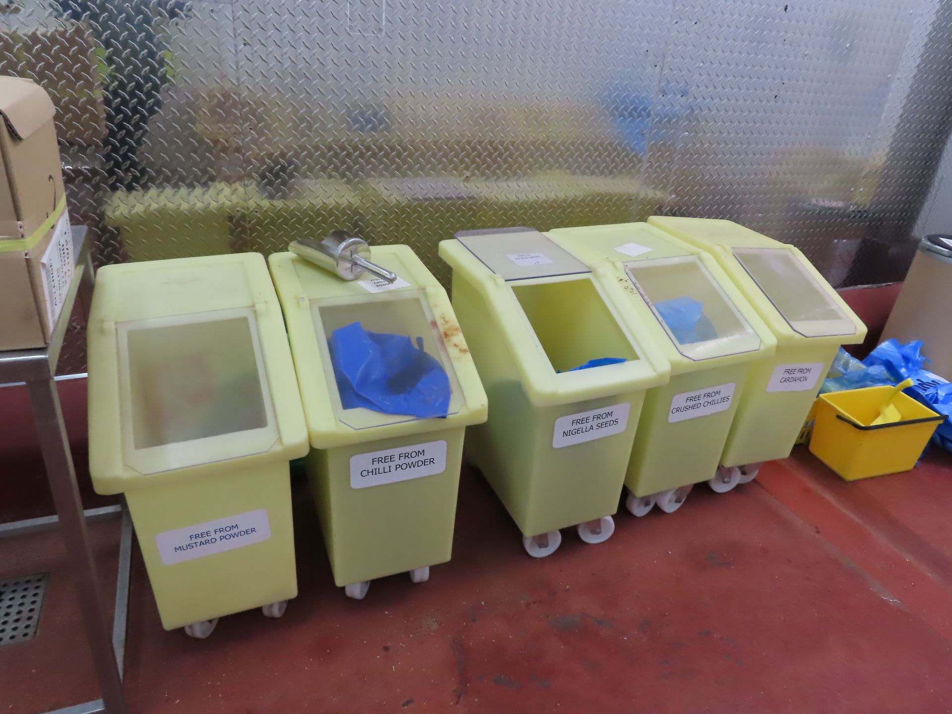 INGREDIENTS BINS. - Image 3 of 4