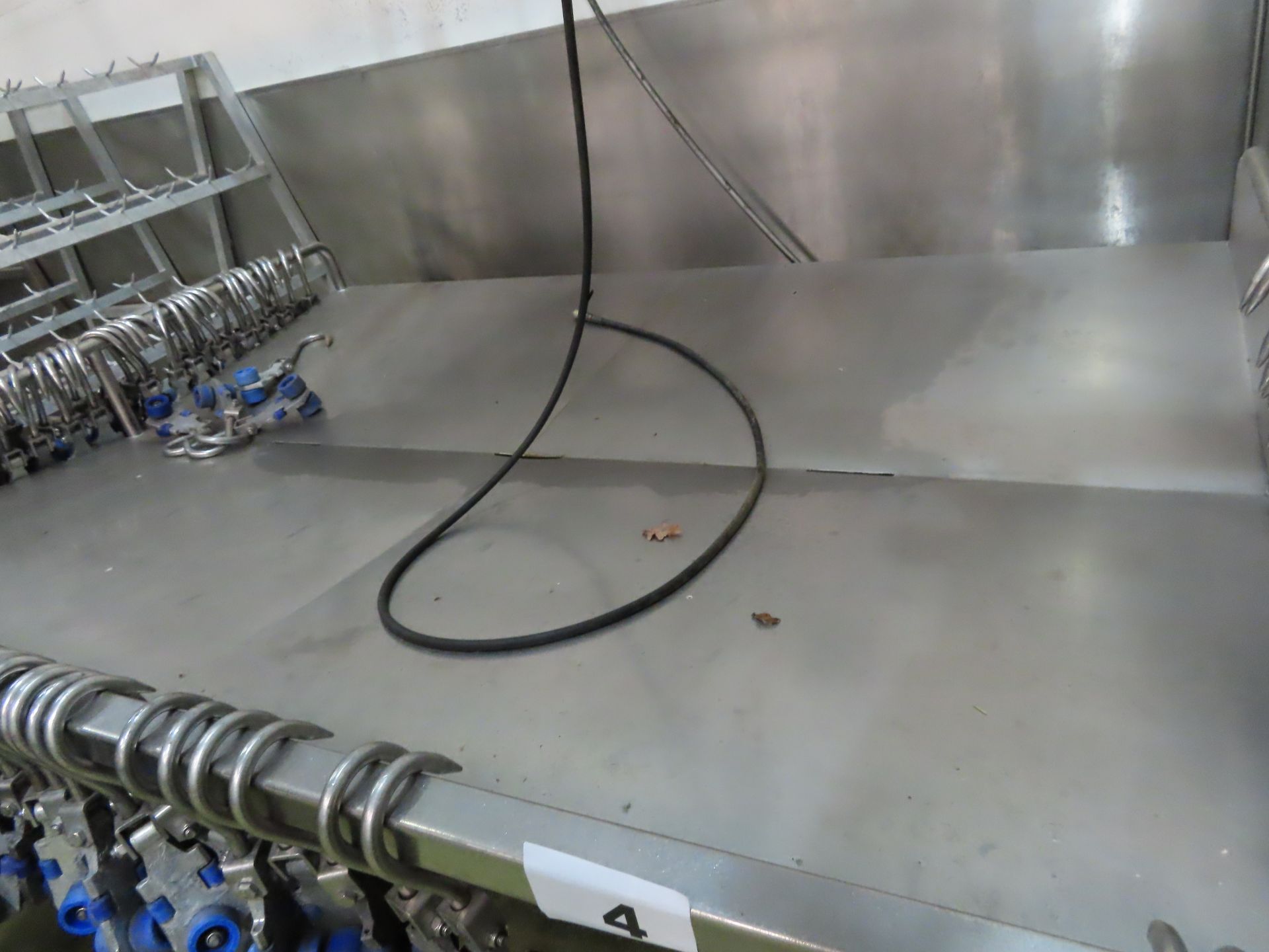 DRAINING TABLE - Image 2 of 2