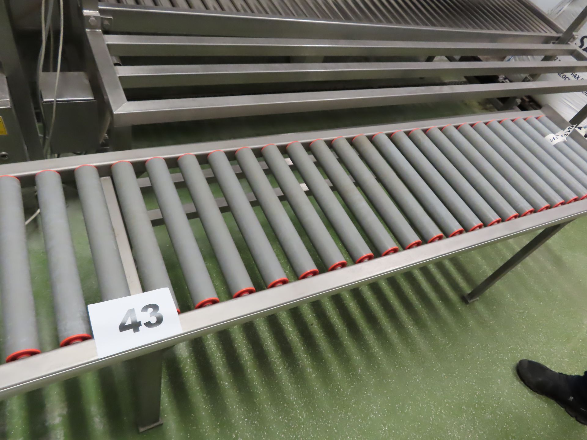 SECTION OF ROLLER CONVEYOR - Image 2 of 2