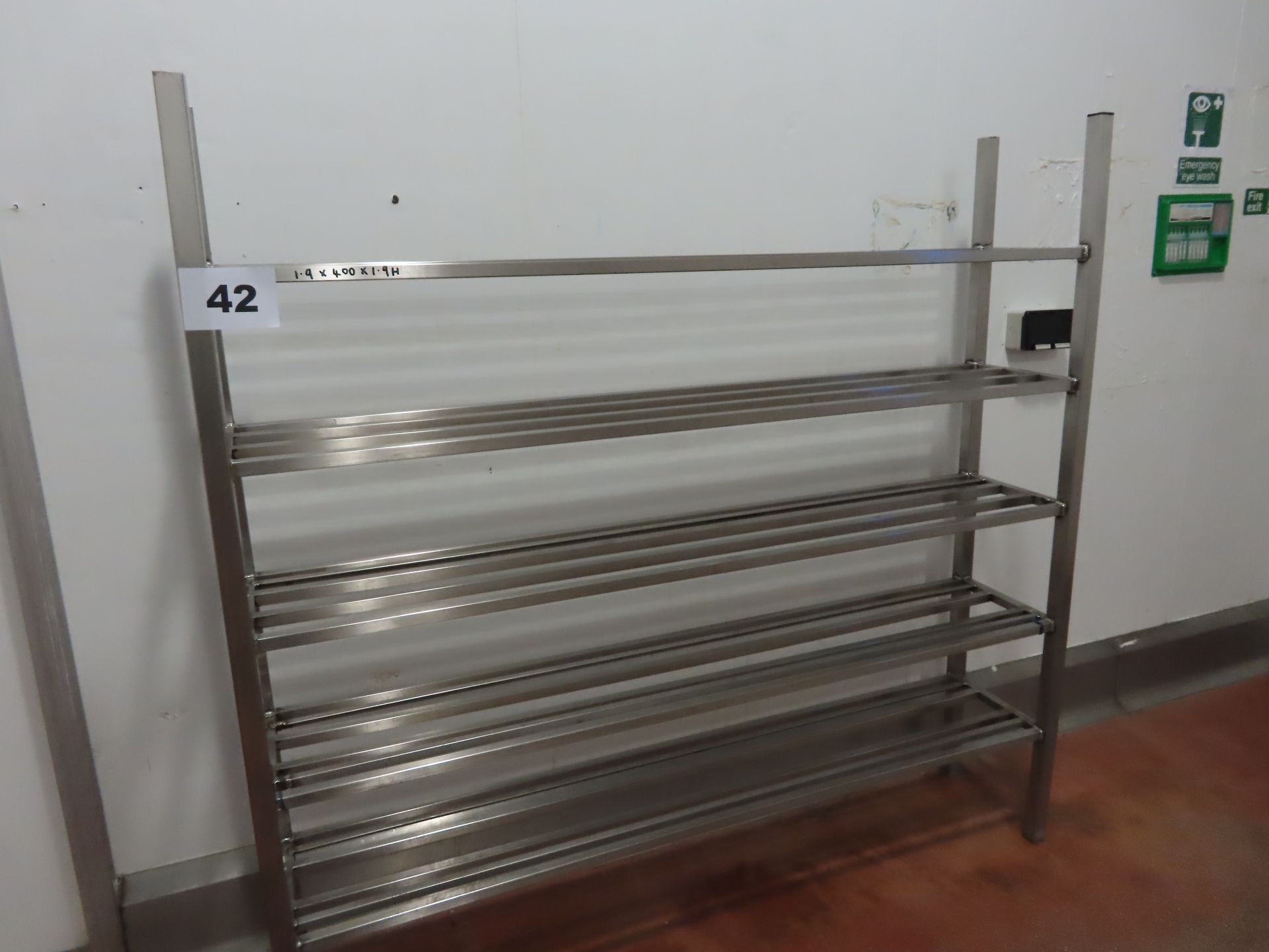 RACK WITH SHELVES