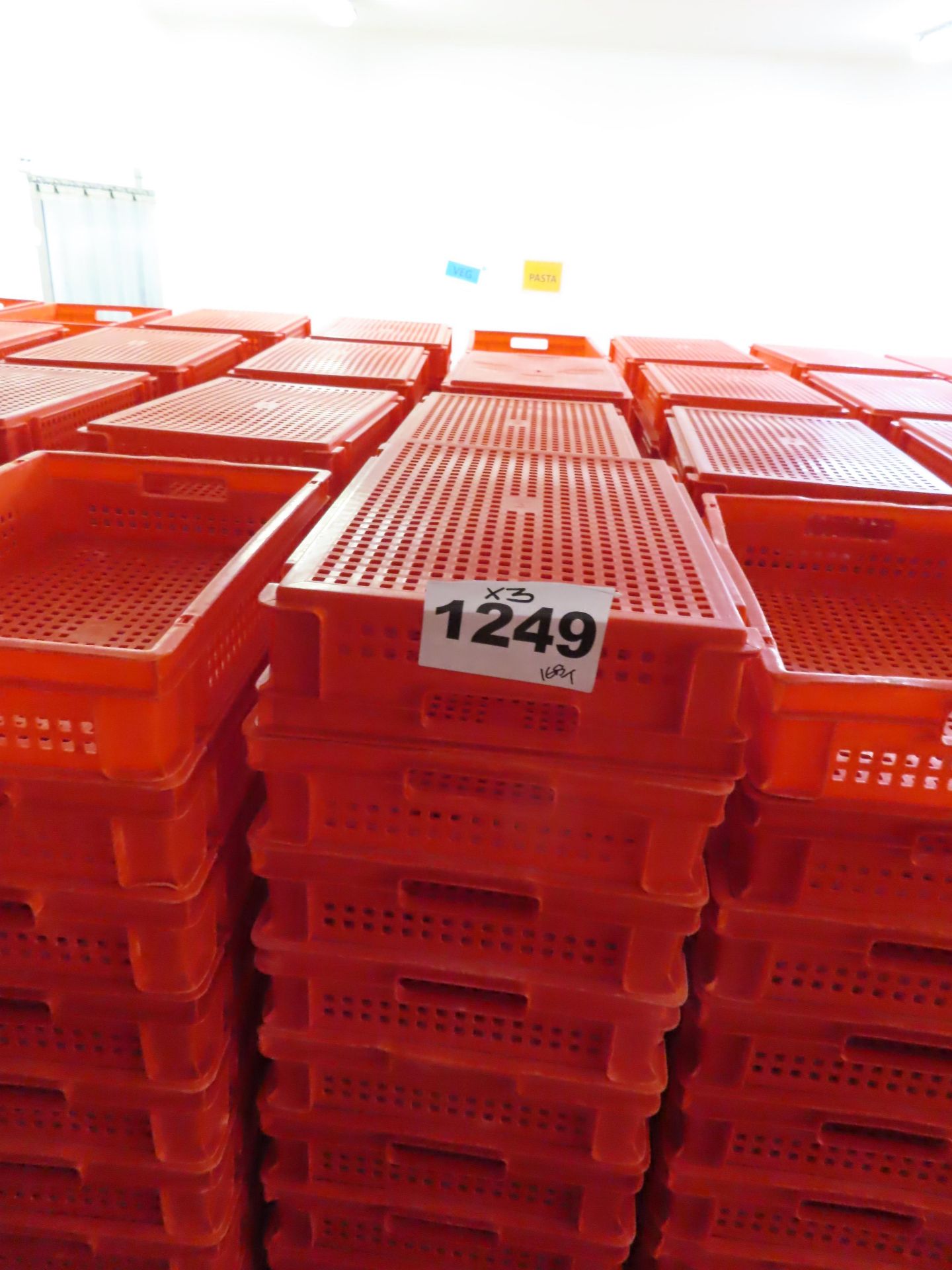 12 X STACKS OF 14 RED PERFORATED TRAYS. - Image 2 of 3