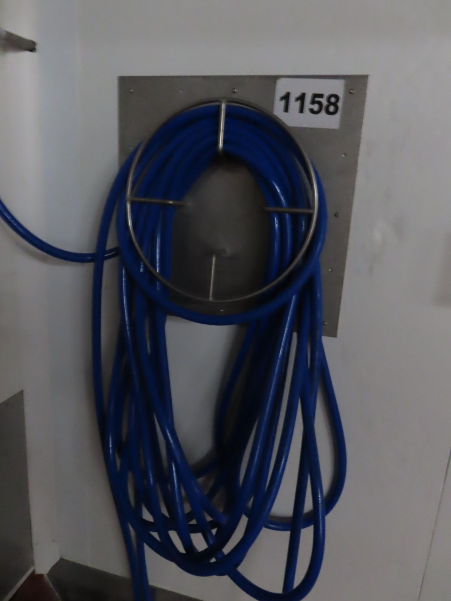 WALL MOUNTED REEL HOLDER AND HOSE. - Image 2 of 2