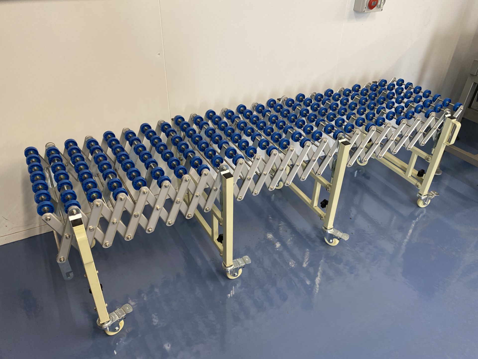 3M EXTENDABLE CONVEYOR - Image 4 of 7