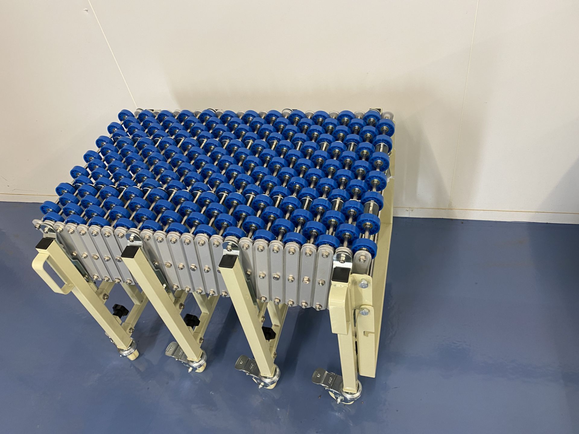 3M EXTENDABLE CONVEYOR - Image 5 of 7