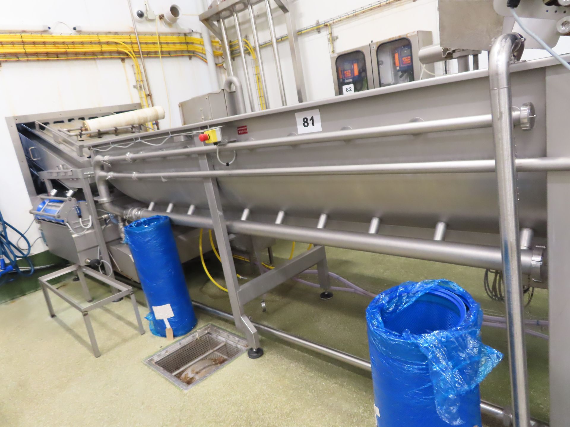 KRONEN GEWA 5000V+ FLUME WASHER WITH EXIT DEWATERING CONVEYOR.