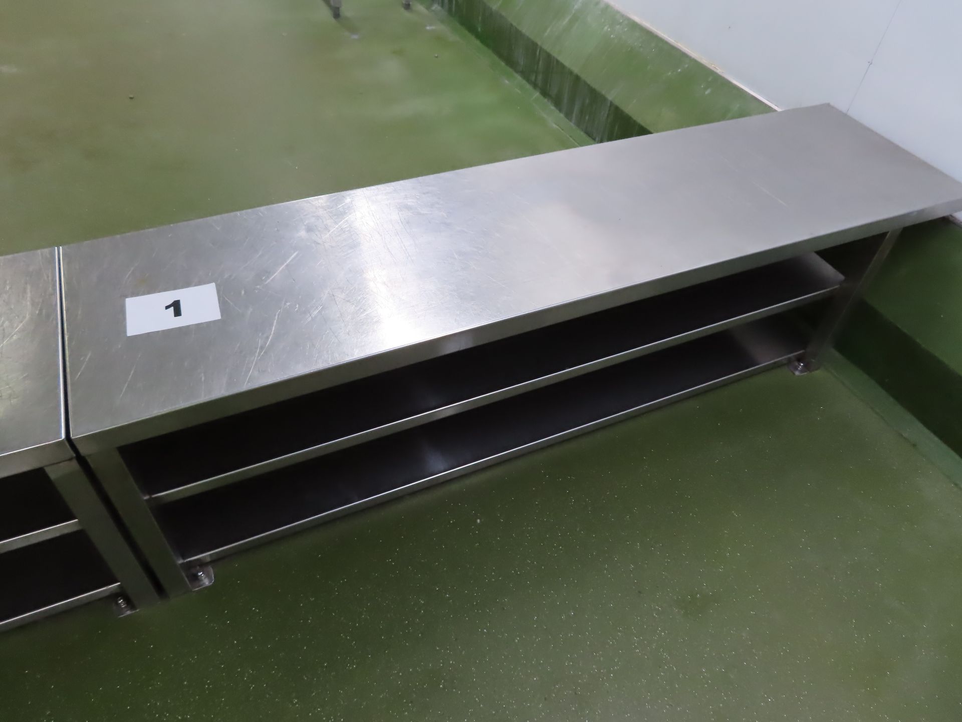 STAINLESS STEEL BENCH