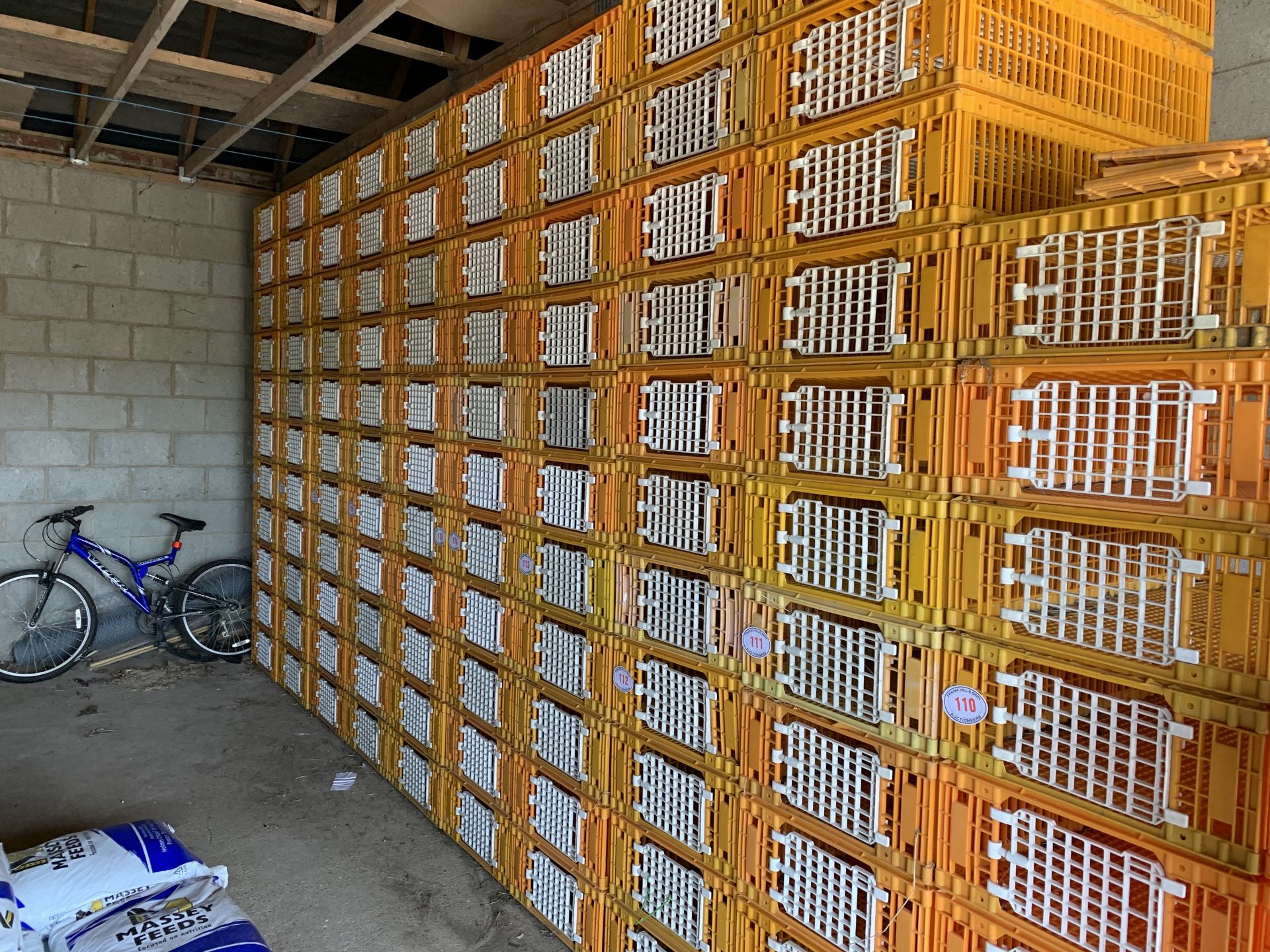 11 poultry crates