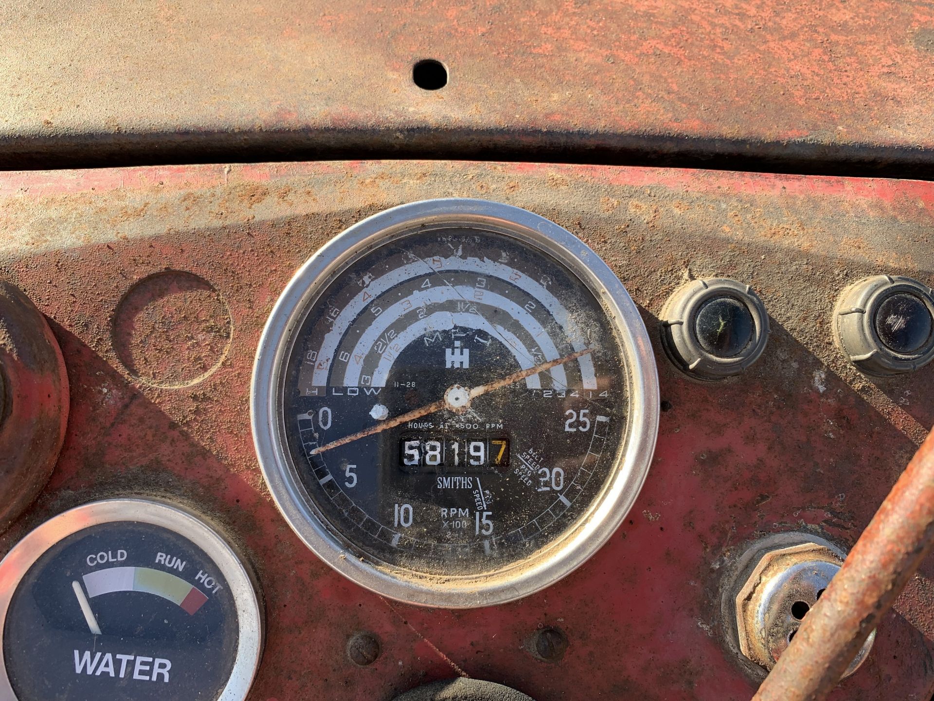 1966 McCormick 434 tractor, HJR 327D, 5819hrs indicated, diesel - Image 2 of 6
