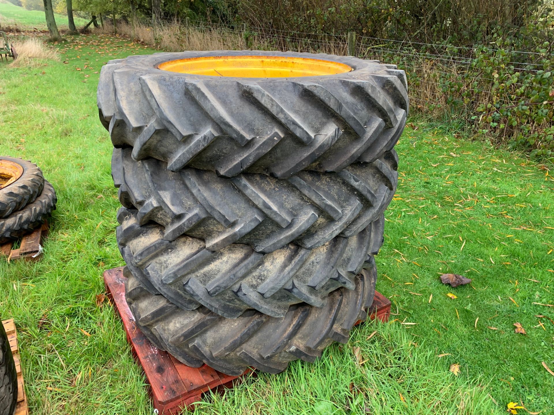 4 row crop wheels & tyres - Image 2 of 2