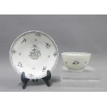 Early 19th century Newhall porcelain teabowl and saucer, (2)