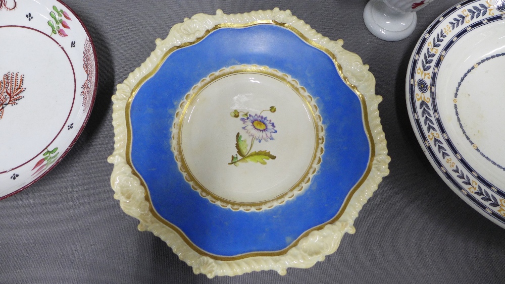 Collection of 18th and 19th century porcelain and pottery saucers, plates, teabowls and cream jug to - Image 2 of 7