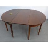 Mahogany oval dining table with one leave, a.f., 160 x 73 x 122cm