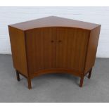 Greaves & Thomas mid-century teak corner cabinet, 74 x 75 x 74cm