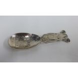 George V Scottish silver St Giles Cathedral caddy spoon, Wilson & Sharp, Edinburgh 1918, 13.5cm