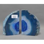 A pair of blue agate bookends, 16cm (2)