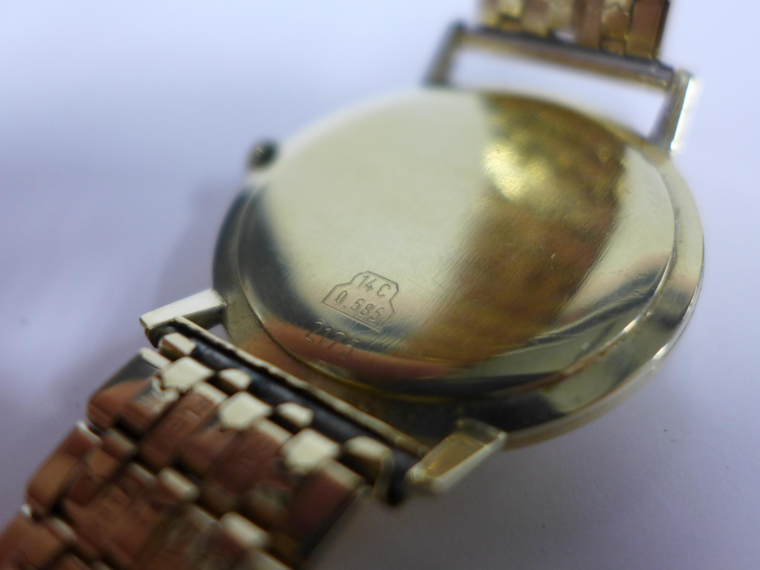 Gent's 14ct gold cased vintage Bergana wrist watch, champagne dial with hour batons, subsidiary - Image 3 of 3