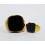 18ct gold intaglio ring and a Gents onyx ring, stamped indistinctly 585 (2)