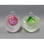 Two art glass scent bottle with stoppers, one pink the other green, 11cm (2)
