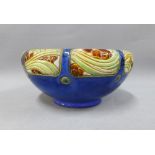 Royal Doulton Art Deco pottery bowl, 20cm