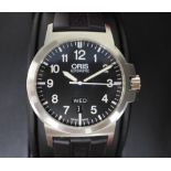 Gents Oris Automatic wrist watch, black dial with date adjust subsidiary, stainless steel case, with