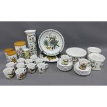 Quantity of Portmeirion Botanical and bird patterned table wares (a lot)