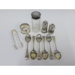 Set of six silver teaspoons, London 1899, Sheffield silver sugar tongs, Birmingham silver napkin