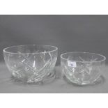 Jasper Conran Stuart Crystal Aura pattern fruit bowl and another of smaller size, 15 x 26cm (2)