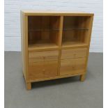 Modern TRABY cabinet. 90 x 80 x 40cm