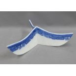 Staffordshire blue and white dish divider