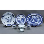 Chinese blue and white tea bowl and others, together with a willow pattern blue and white serving
