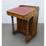 19th century mahogany davenport with a satinwood interior, 85 x 60 x 62cm