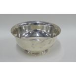 American Paul Revere reproduction silver bowl, stamped Newport Sterling 13139, 23cm diameter