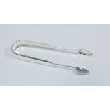 Scottish provincial silver sugar tongs, fiddle pattern with long concave arms, circa 1825 by