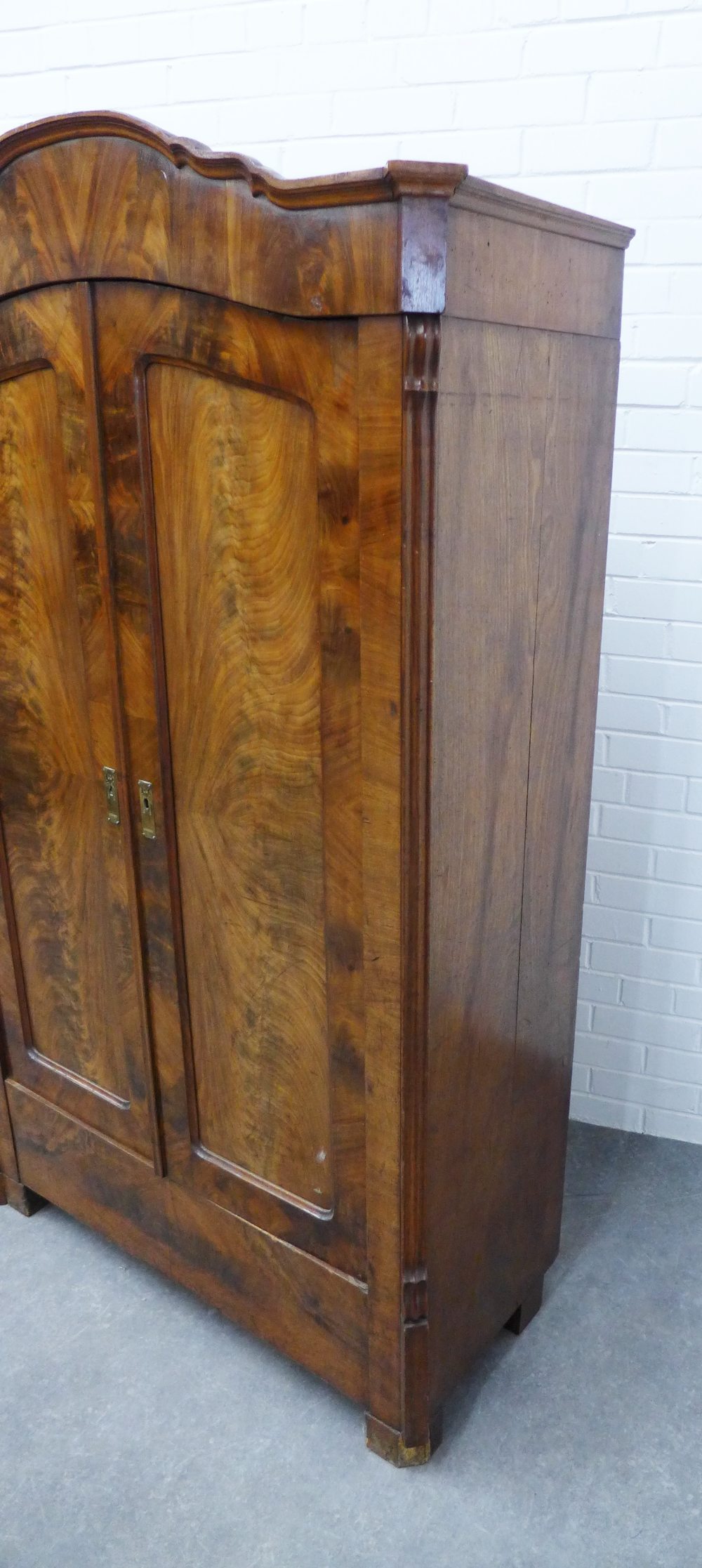 Late 19th / early 20th century flame mahogany, two door wardrobe of neat proportions, 182 x 109 x - Image 2 of 4
