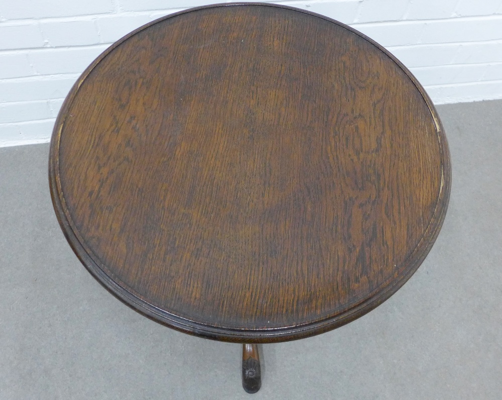 Mahogany pedestal table with a circular oak top with dished edge, on carved column and tripod legs - Image 2 of 3