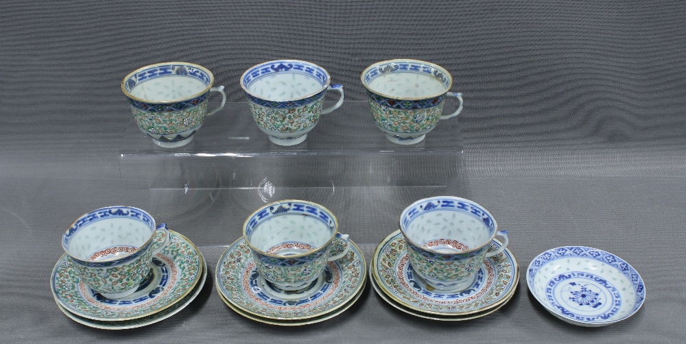 Chinese Export Ware Doucai set of six cups and saucers together with a small blue and white saucer
