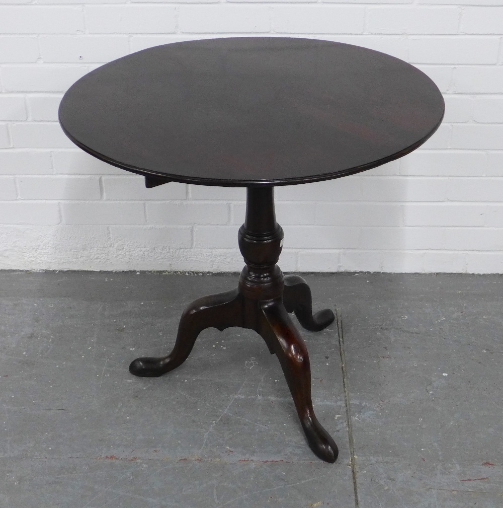 Mahogany tilt top table with birdcage action, 69 x 75cm