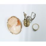 18ct gold and platinum diamond ring, cameo brooch and yellow metal locket (3)