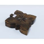 Unusual floral form carved wooden spice box, likely continental, with a swivel lid revealing five