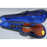 Late 19th / early 20th century Medeo Fino violin with bow and case